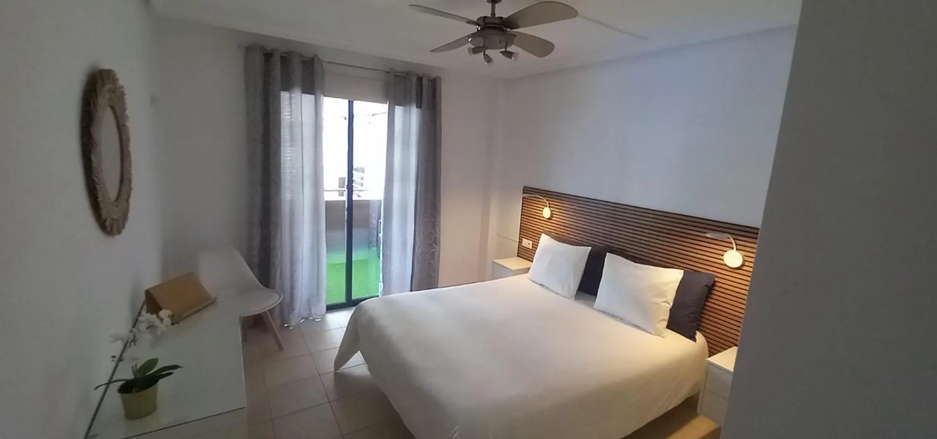 Bryson Home Gigantes Puerto de Santiago  0*, Puerto de Santiago (Tenerife)